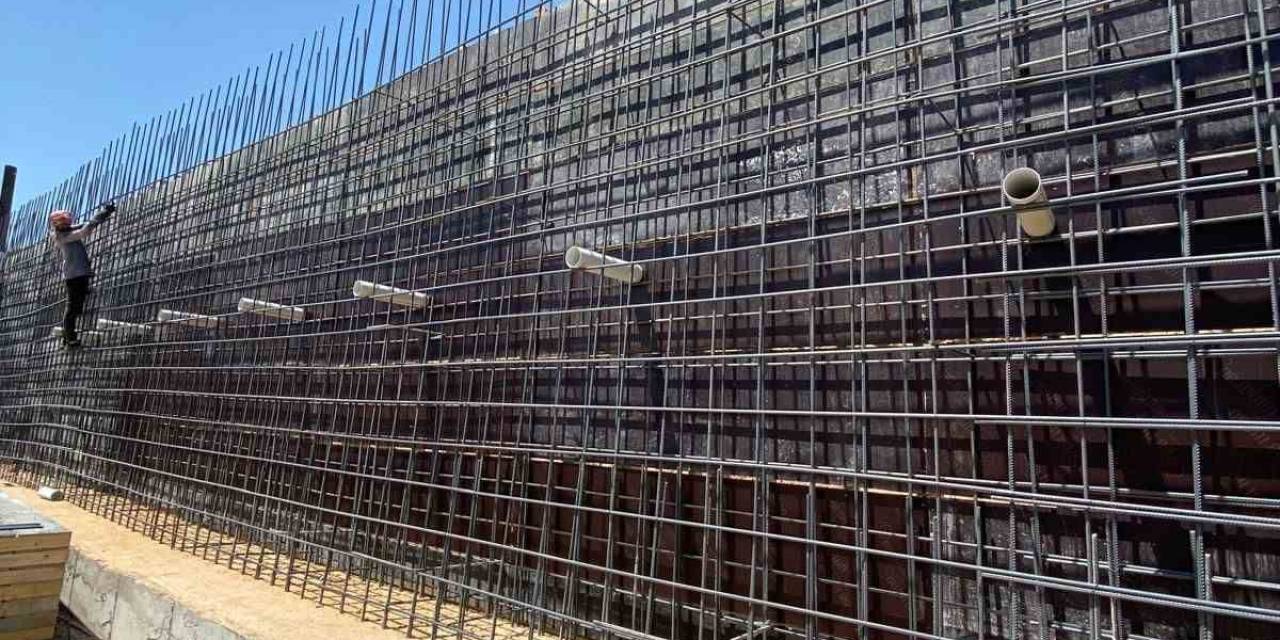 Siirt’te Bin 330 Metrelik Yeni İmar Yolu Çalışması Sürüyor