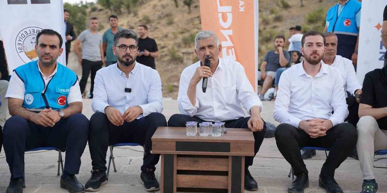 Başkan Hallaç, Cendere Köprüsü’nde Gençlerle Geleceği Konuştu