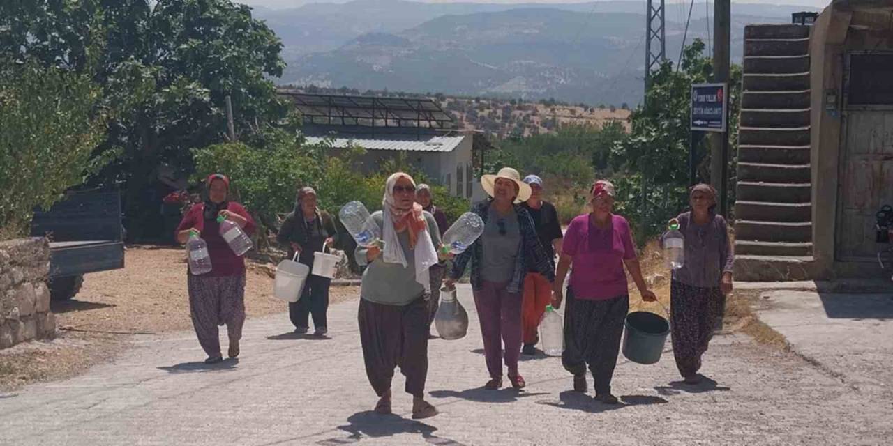 Mersin Mut’un Kırsal Mahalleleri Su Sorununa Çözüm İstedi