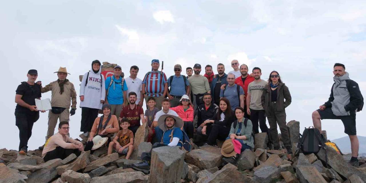 Gümüşhane’nin Zirvesinde "Ormanları Koru" Mesajı