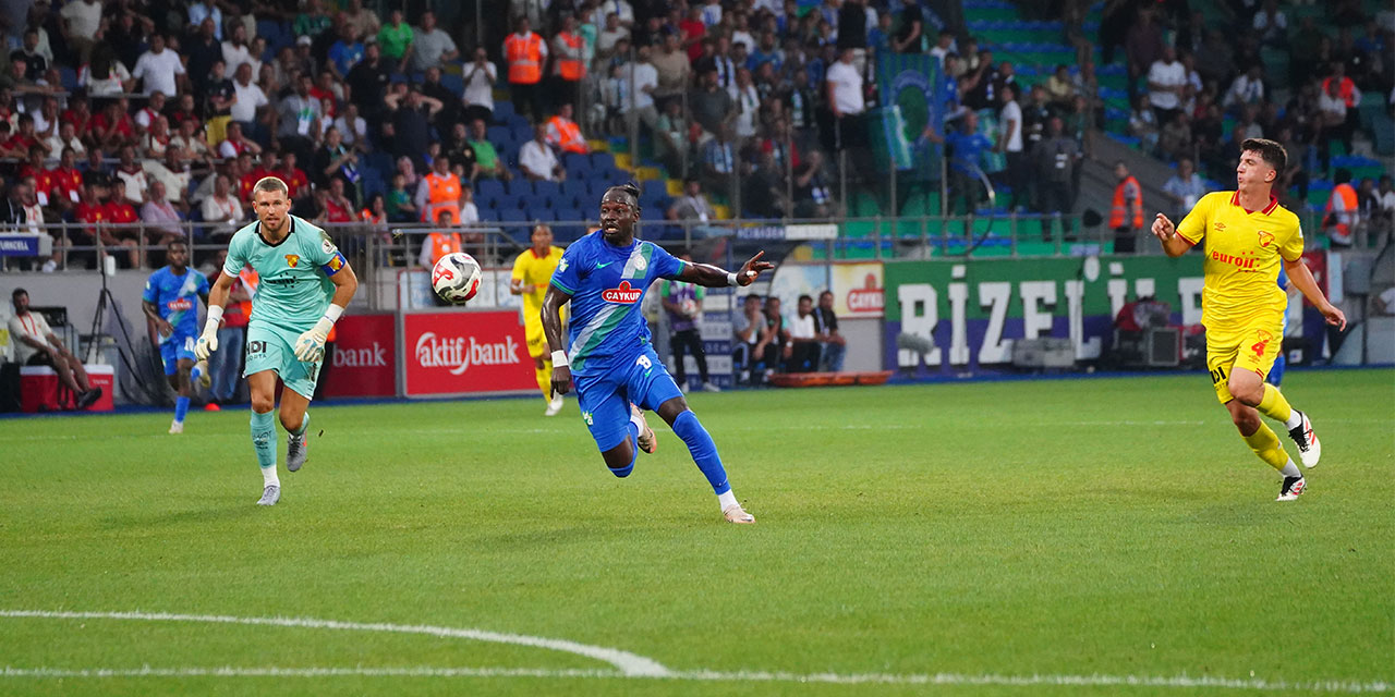 Çaykur Rizespor Sezona Kabusla Başladı: Göztepe'ye Evinde 3-0 Yenildi