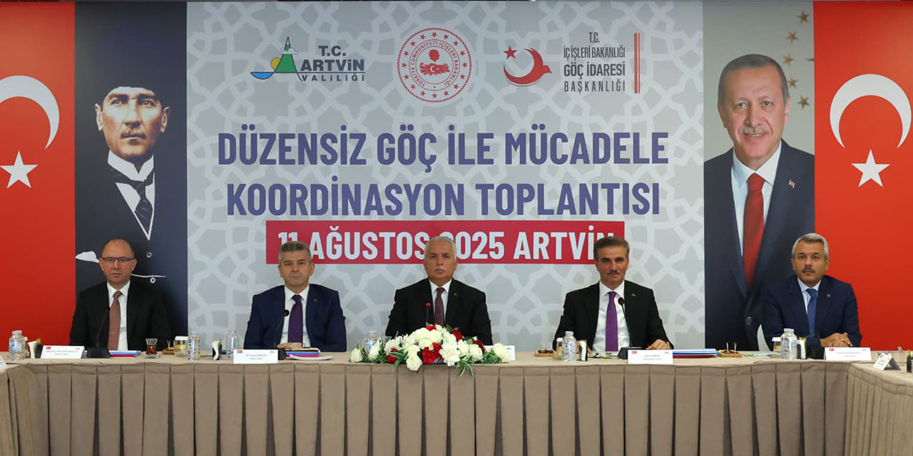 5 İlin Düzensiz Göçle Mücadele Koordinasyon Toplantısı Artvin'de Gerçekleşti