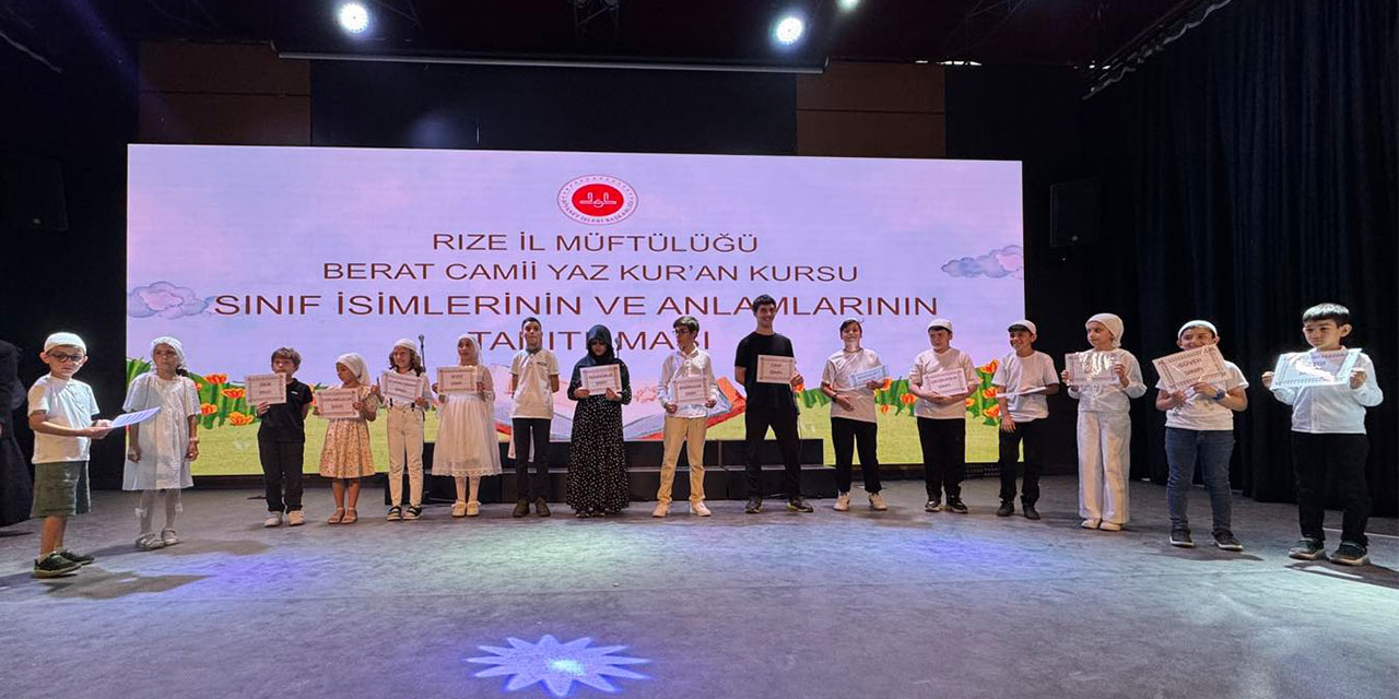 Müftü Mahallesi Berat Camii Yaz Kur'an Kursu Kapanış Programı Coşkuyla Kutlandı