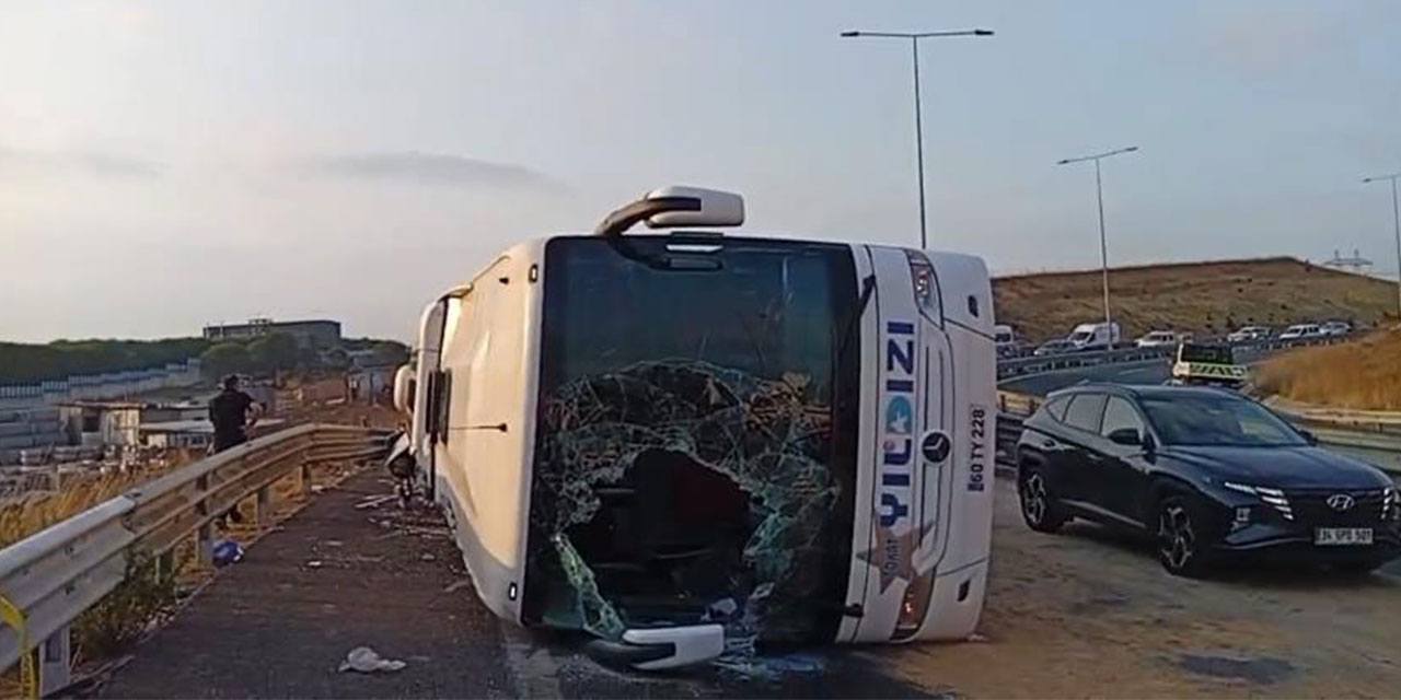 Kuzey Marmara Otoyolu'nda yolcu otobüsü devrildi: 3 ölü, 20 yaralı