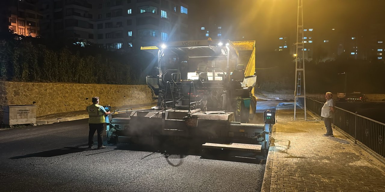 Büyükşehir’in Yol Çalışmaları Gece-Gündüz Sürüyor