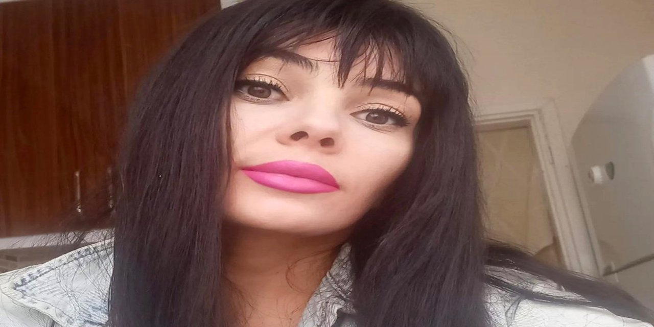 Ağaca çarpan otomobilde sıkışan sürücü yaşamını yitirdi