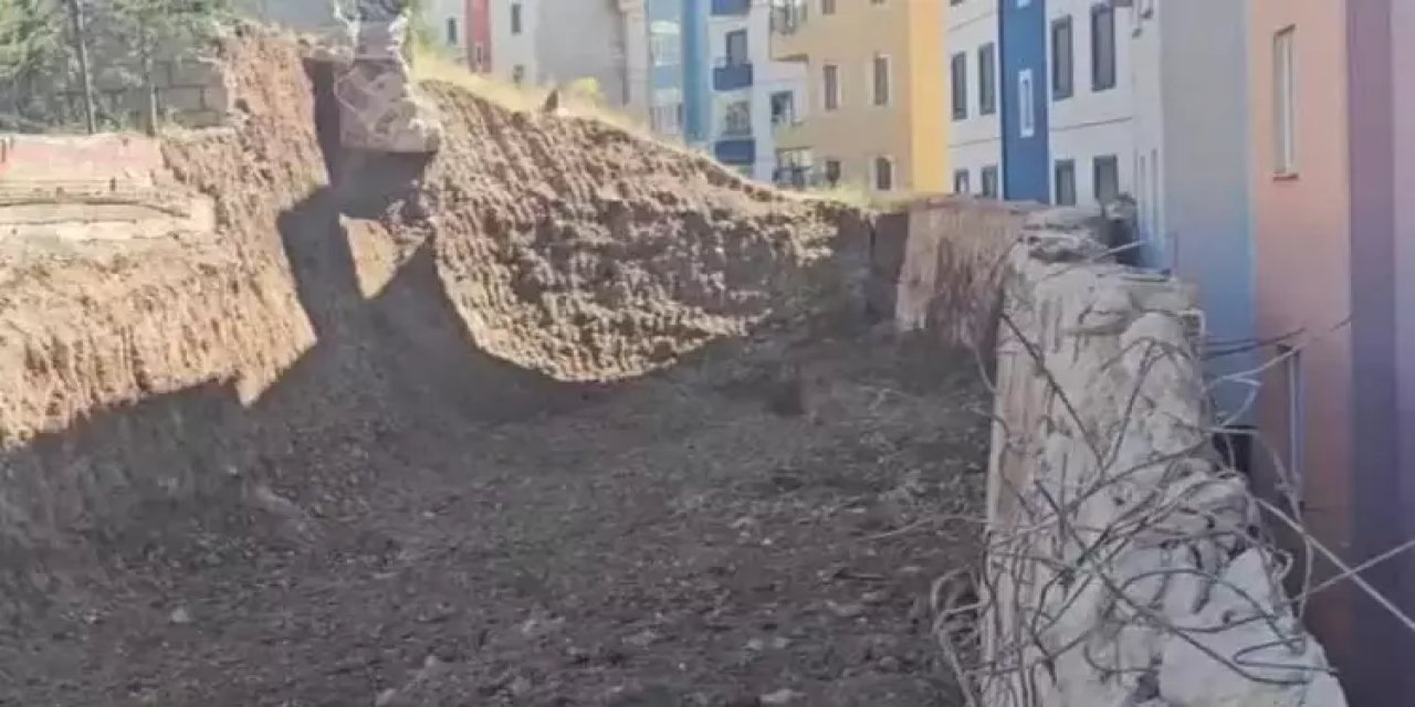 İspir’de heyelan: 7 apartmanda 70 daire tahliye edildi