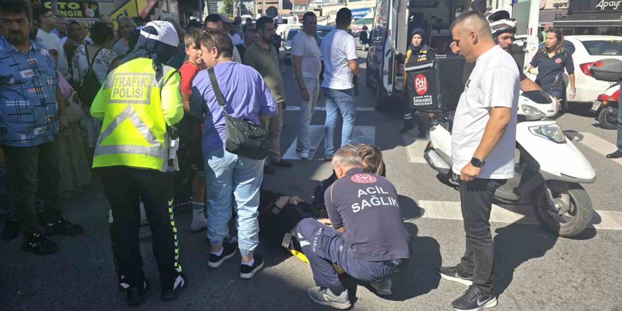 Zonguldak Ereğli’de Motosiklet Yayaya Çarptı: 2 Yaralı