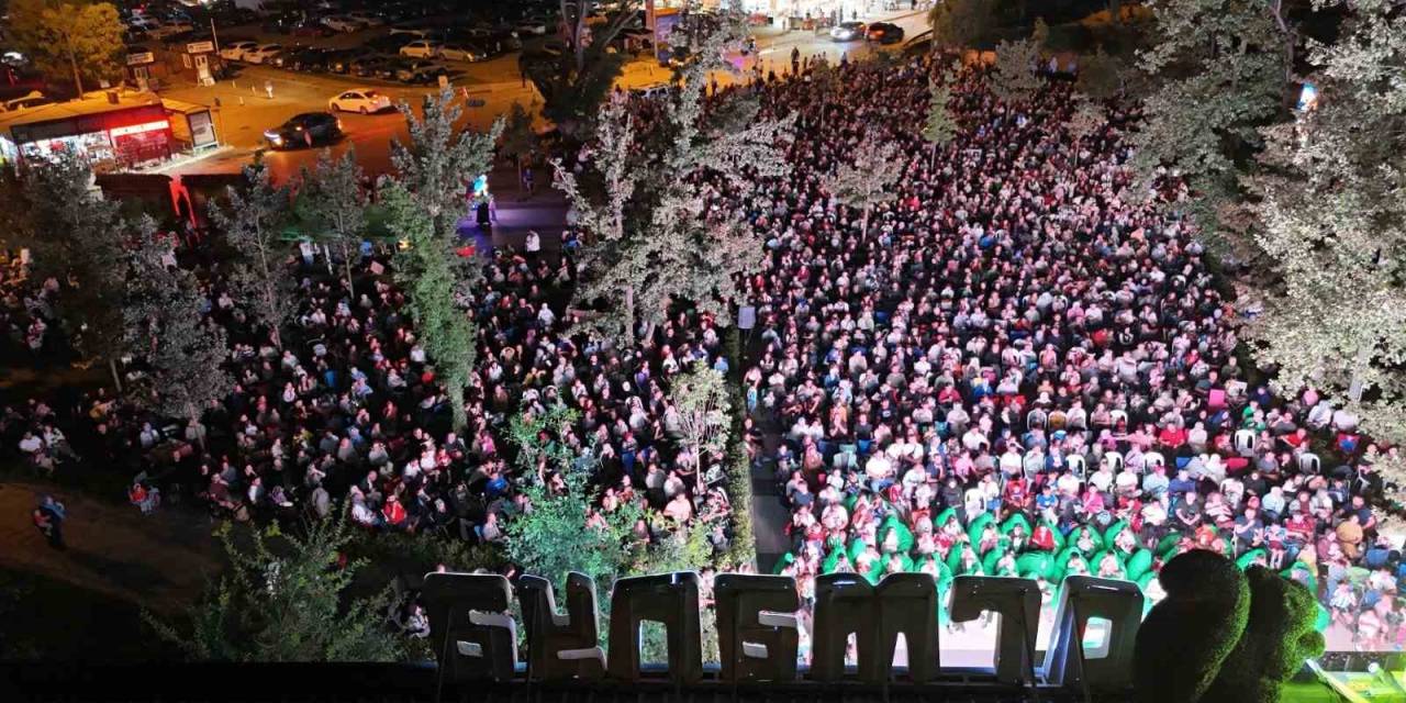 Ormanya Gece Sineması 5 Bin Katılımcıyla Rekor Kırdı