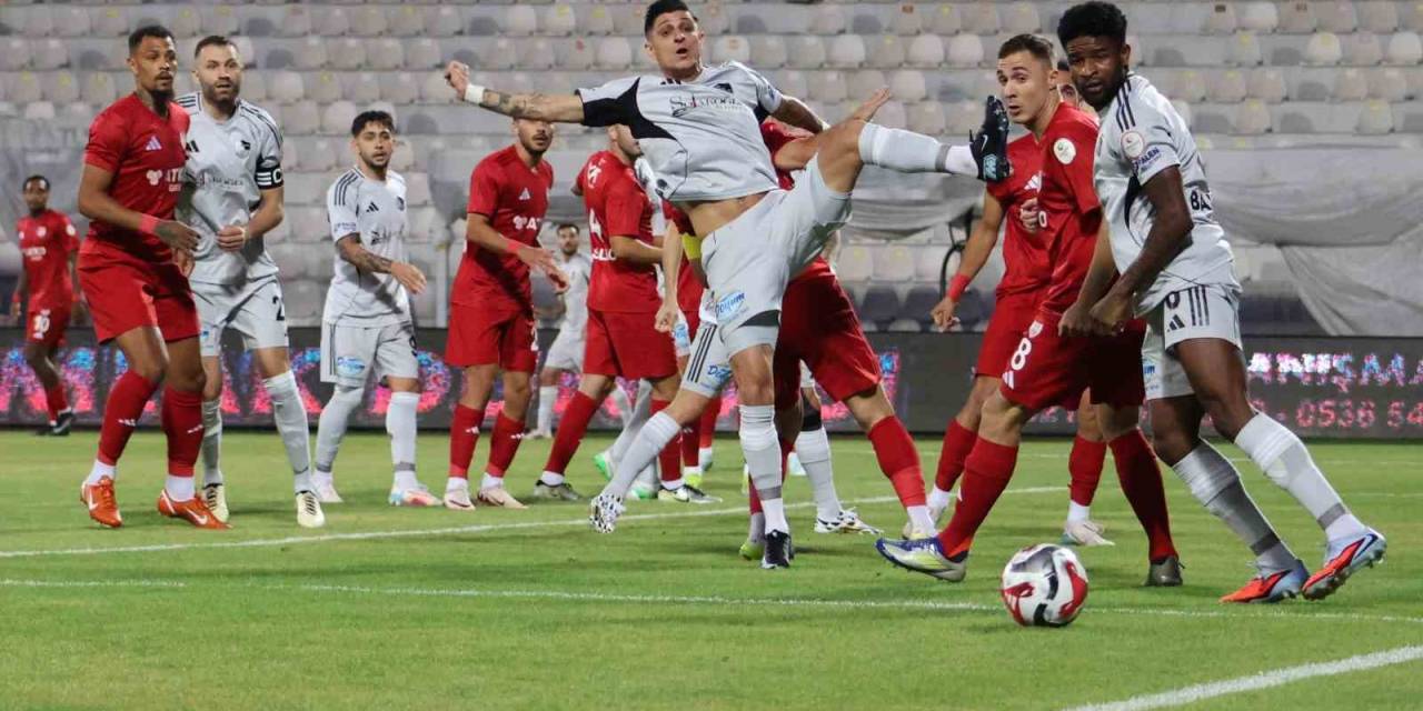 Trendyol 1. Lig: Erzurumspor Fk: 3 - Pendikspor: 3