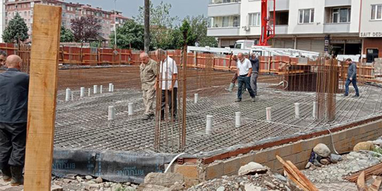 Rize'de Hayırseverlerin Desteğiyle Yükselen Proje: Fındıklı Ada Camii ve Kur’an Kursu inşaatını Birlikte tamamlayalım