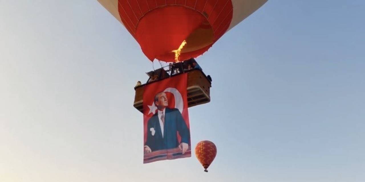 Şehit Aileleri 30 Ağustos’u Pamukkale Semalarında Kutladı