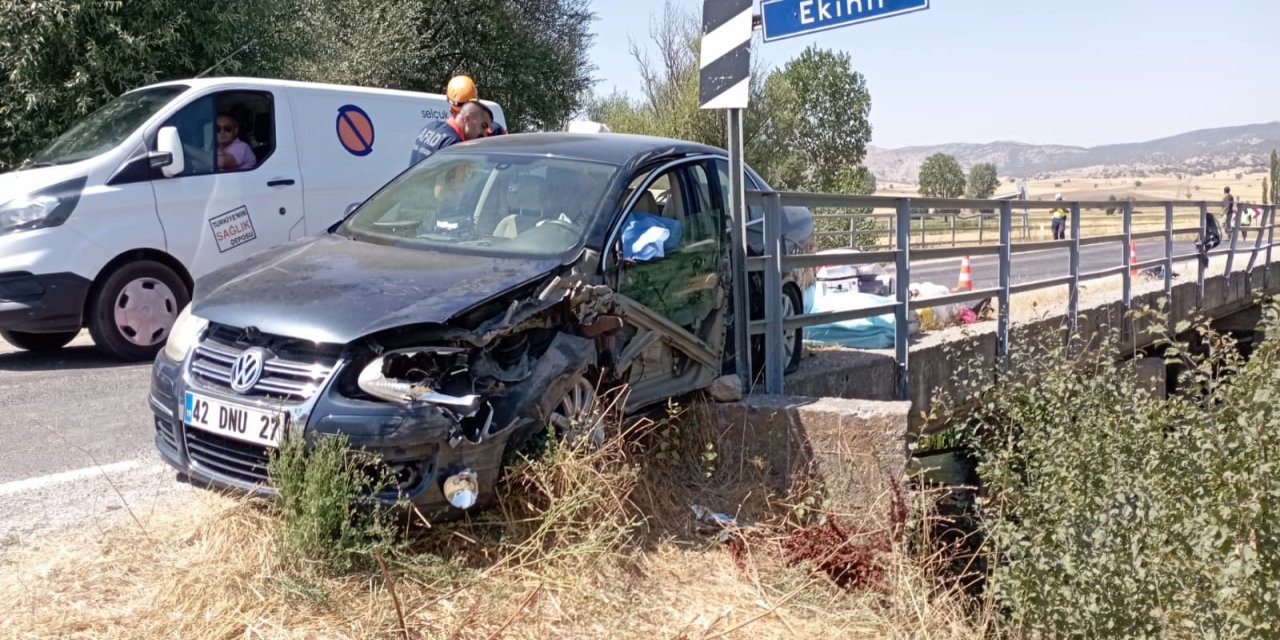 Tokat'ta otomobil bariyerlere çarptı: 1 ölü, 2 yaralı