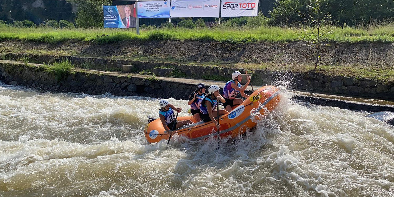 Rize'de Rafting Avrupa Kupası heyecanı devam ediyor