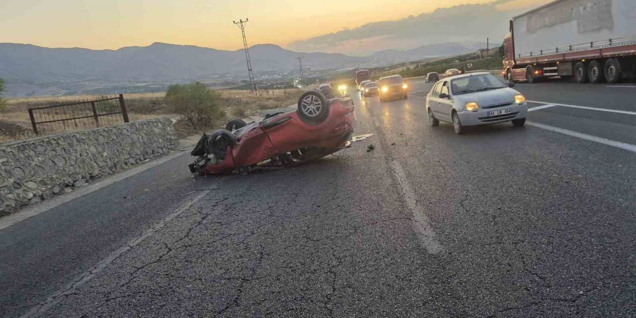 Kontrolden Çıkan Otomobil Devrildi: 1 Yaralı