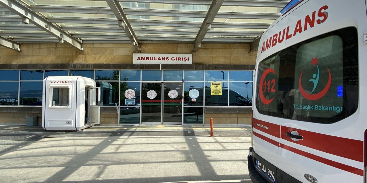 Çorum'da çocukların da olduğu iki grup arasında bıçaklı kavga: 1'i ağır 2 yaralı