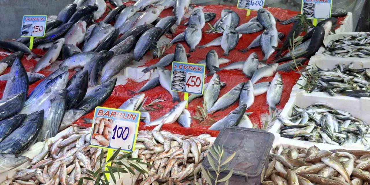 Havalar Serinledi, Balık Tezgahları Hareketlendi