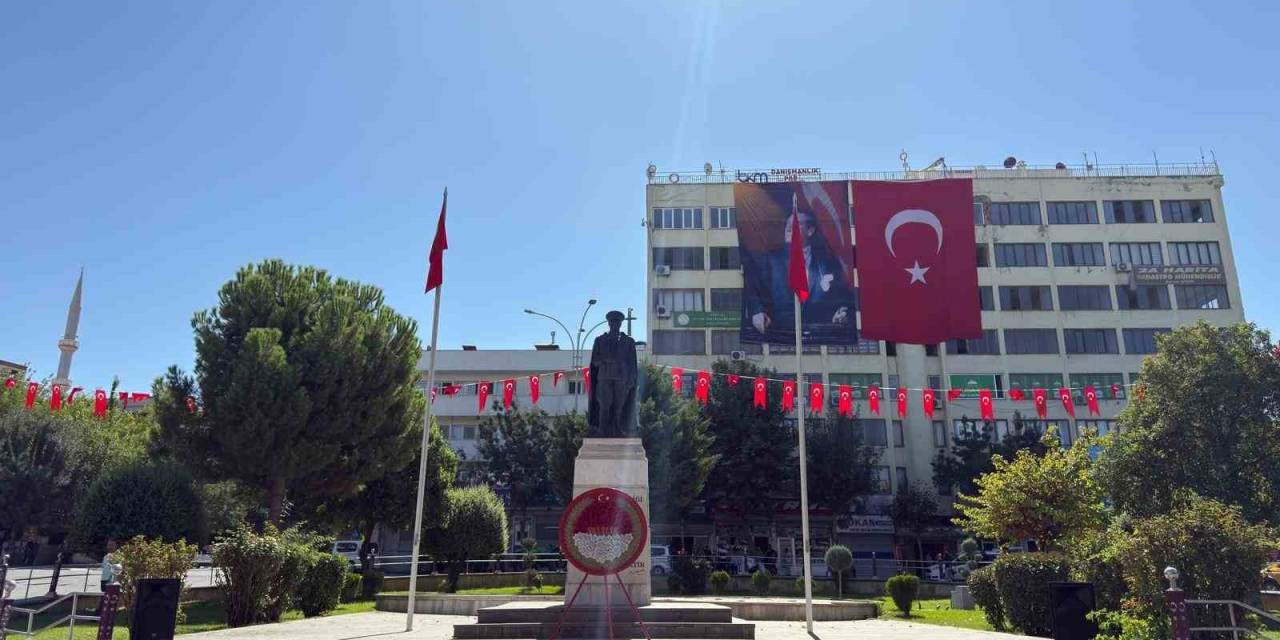 Siirt’in Şeref Günü Kutlandı