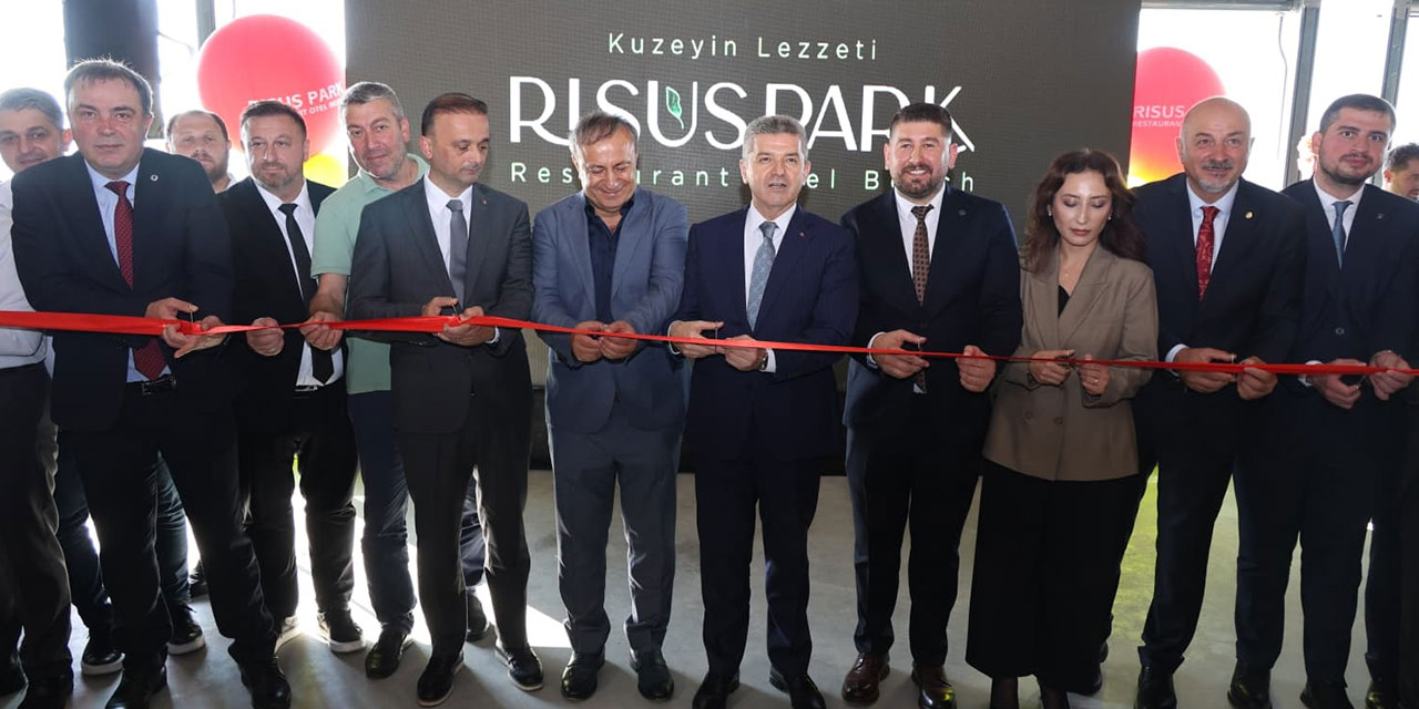 Kemalpaşa’da Risus Park Otel Hizmete Açıldı