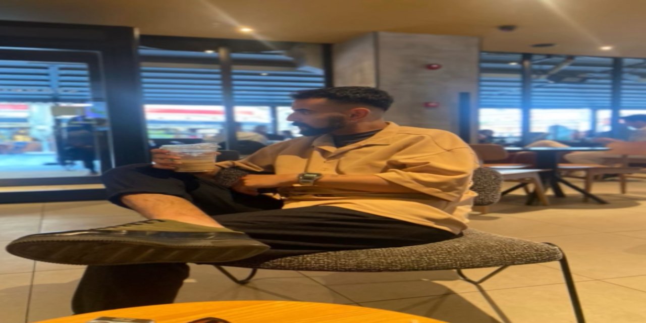 Taksim'de 1 ay önce işe başladığı dükkanı soydu; telefonu 'Şuna bak' diyerek çaldı