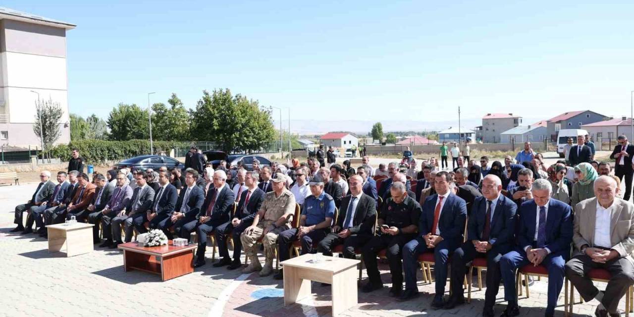 Muş’ta "İlköğretim Haftası" Etkinliklerle Kutlandı