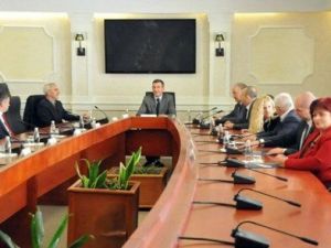Kosova Meclisi’nde Herkes Güvenlik Kontrolünden Geçecek