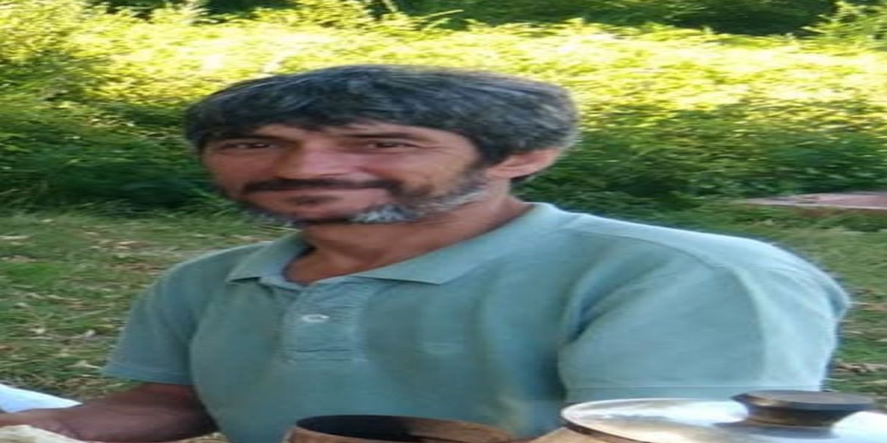 Oturduğu sandalyeden düşerek hayatını kaybetti