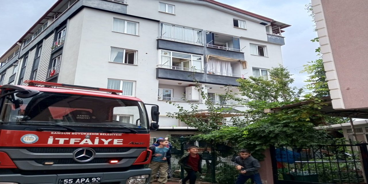 Samsun'da kombi patlaması korkuttu