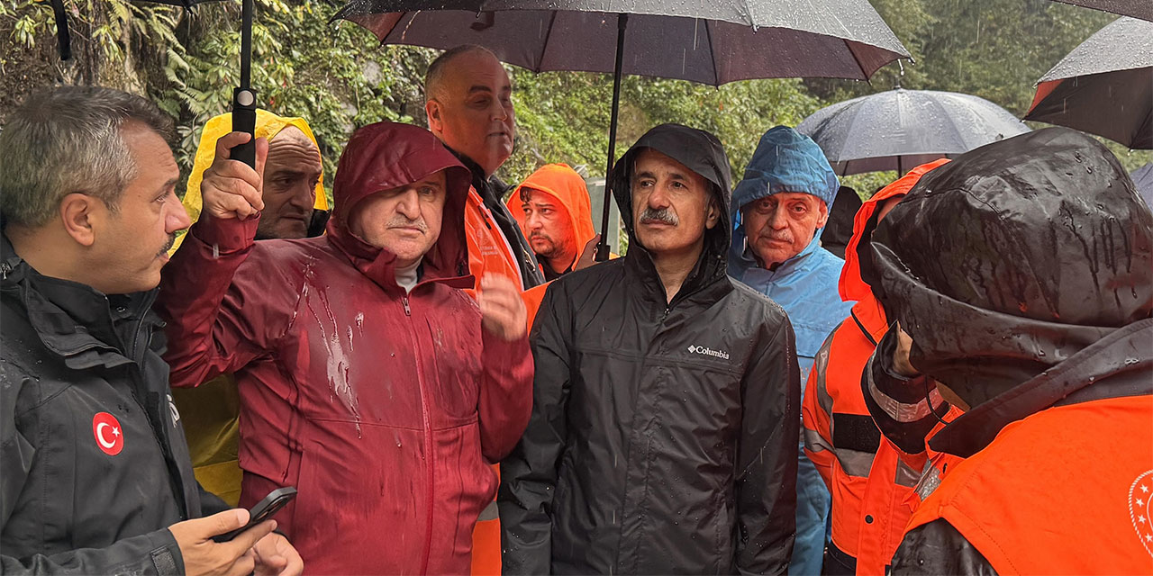 Bakanlar Uraloğlu ile Bak, Çamlıhemşin-Ayder Yaylası yolunda incelemede bulundu