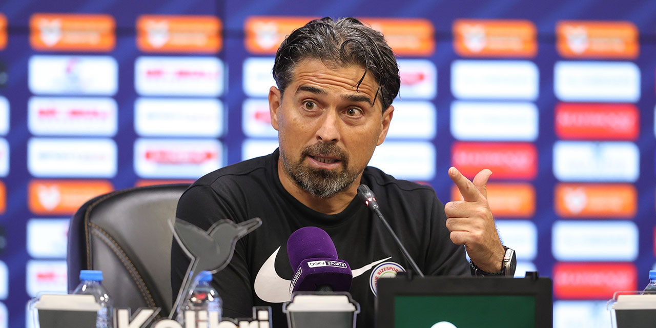 İlhan Palut: Erken iki gol ve kırmızı kart, zor olan bir maçı düşük tempoda bitirebilme şansını getirdi