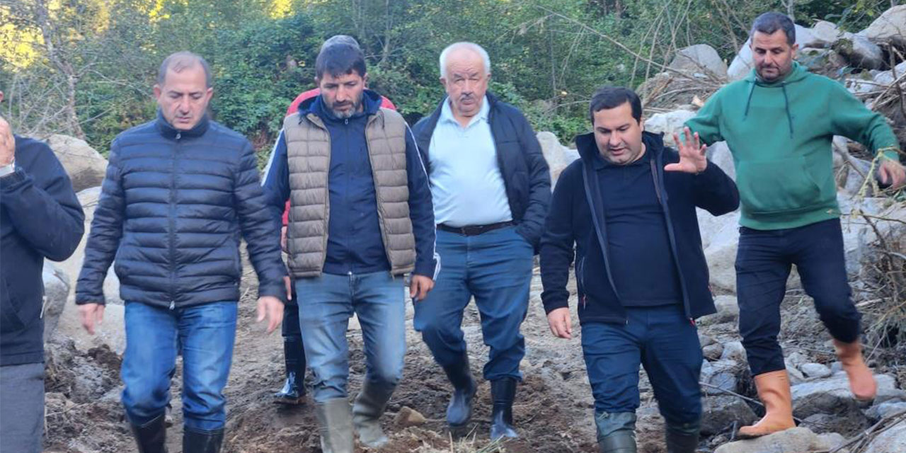 Rize'deki sel ve heyelanlar sonrası 4 gündür yolu kapalı olan Deremezra Köyü'ne ulaşım sağlandı