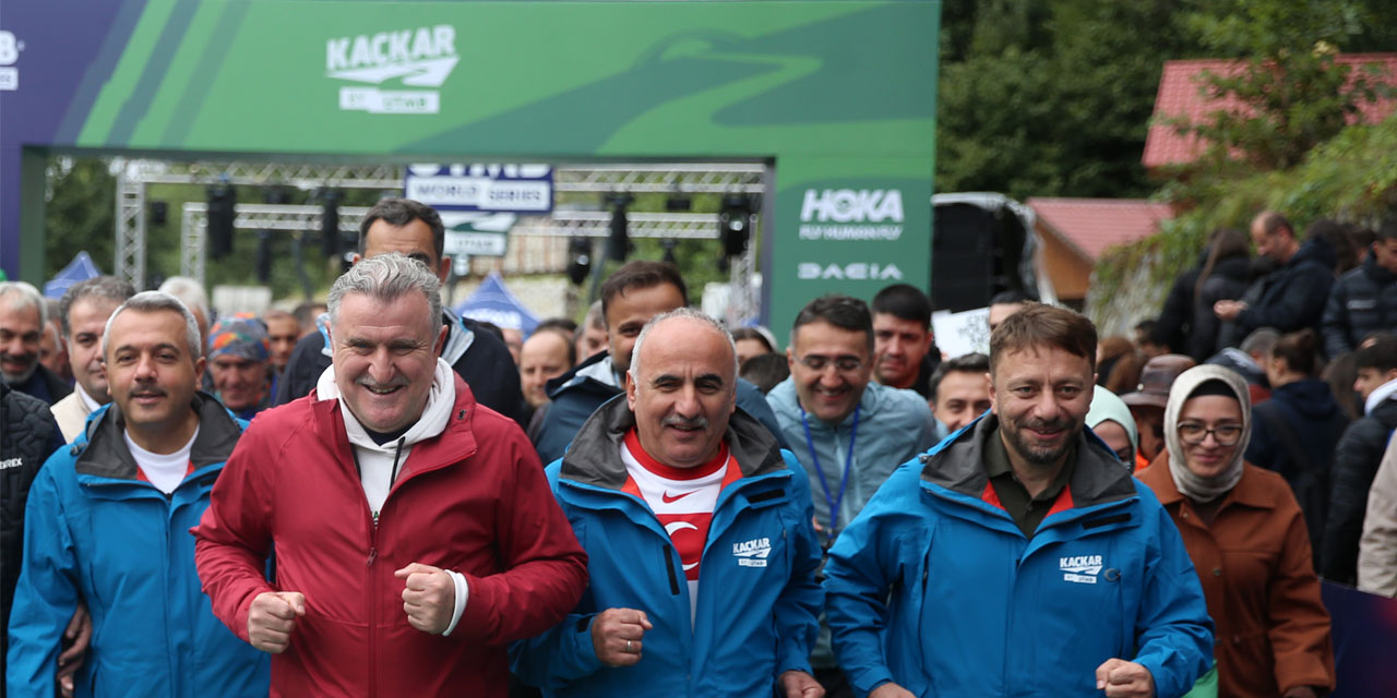 Gençlik ve Spor Bakanı Bak, Rize'deki "Kaçkar by UTMB" organizasyonunda konuştu