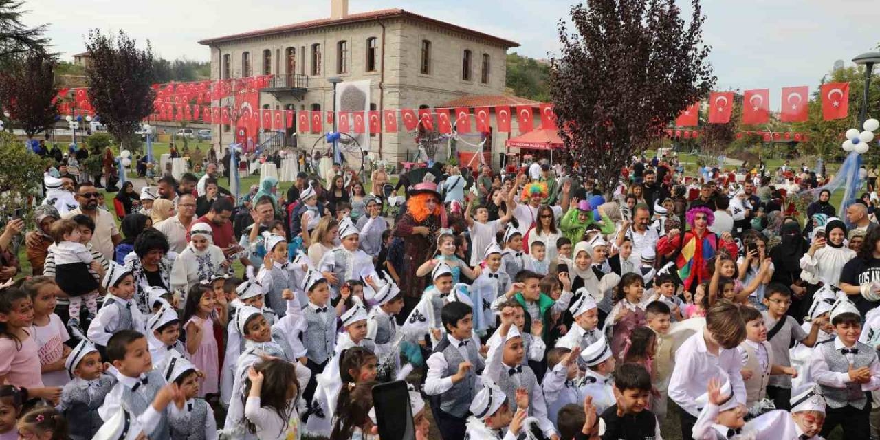 Keçiören’de Sünnet Şöleni Coşkusu