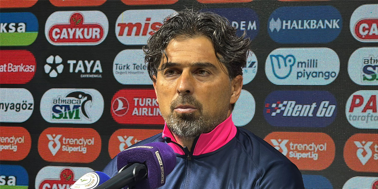 İlhan Palut'tan 20 Saniyelik Basın Toplantısı