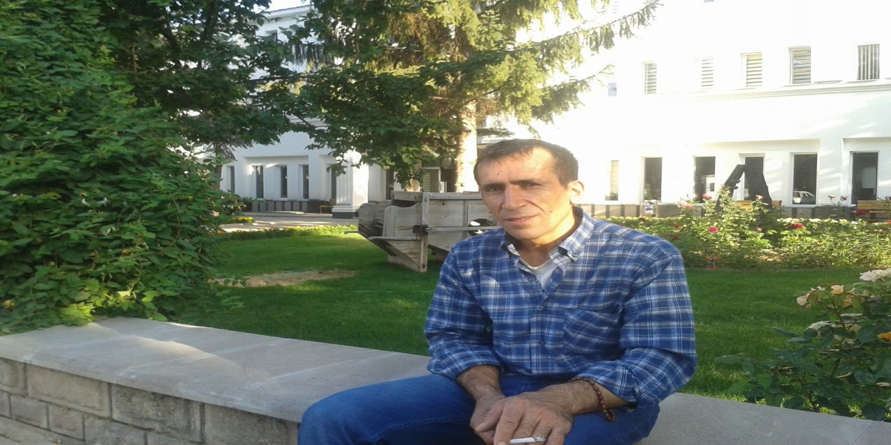 Babasını öldürüp polise teslim oldu