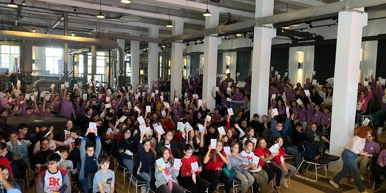 Behiç Ak, Sinoplu Minik Okurlarla Buluştu