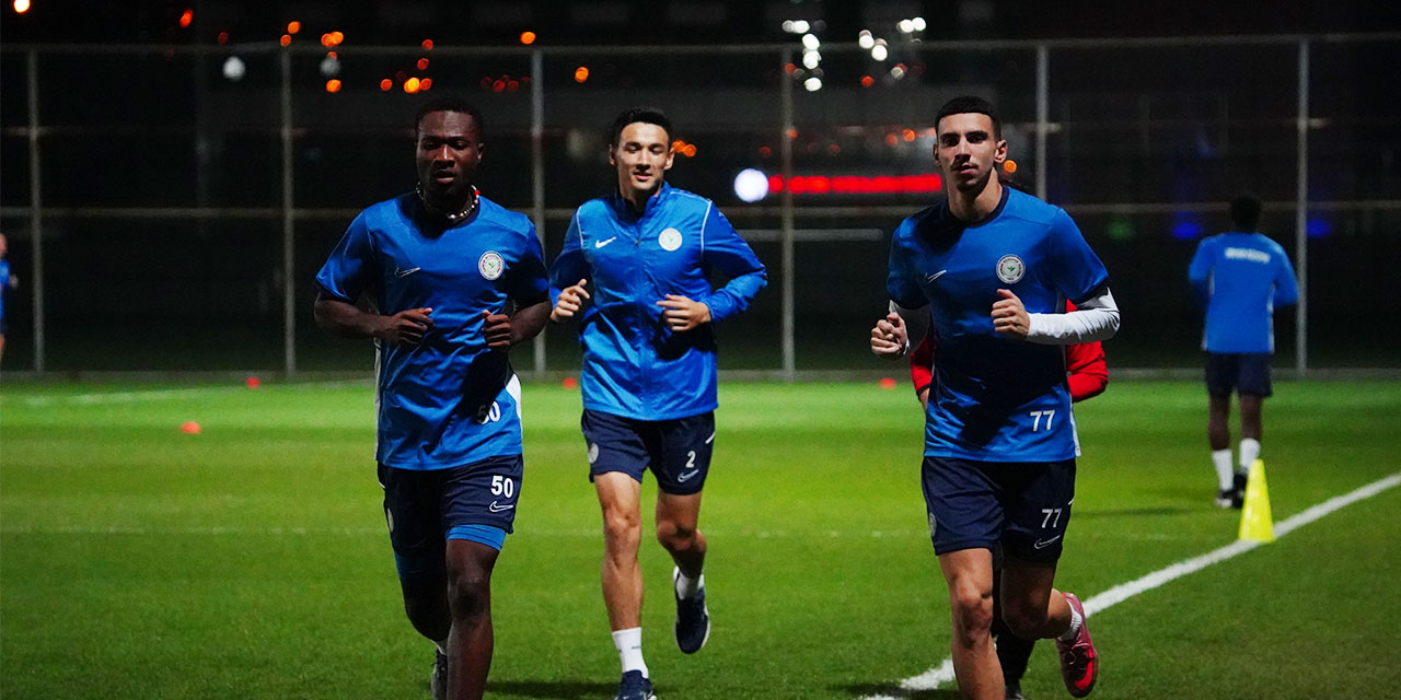 Çaykur Rizespor'da Trabzonspor Derbisi Hazırlıkları Başladı