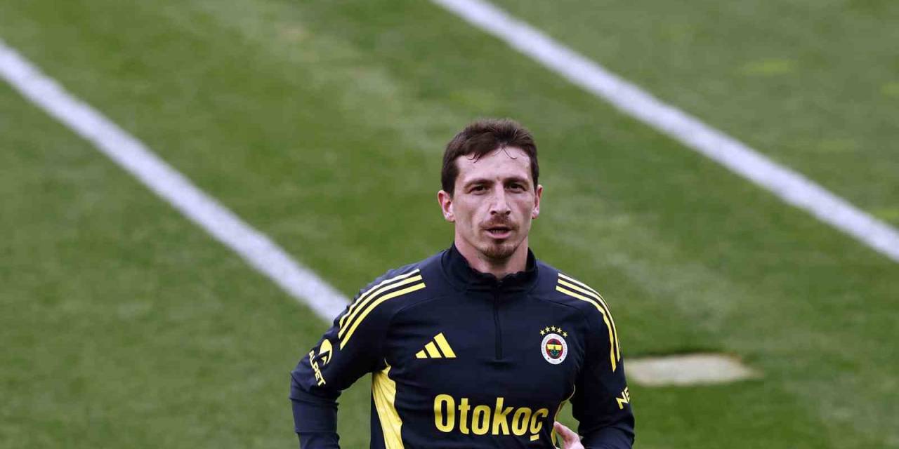 Fenerbahçe Önce Salonda, Sonra Sahada Çalıştı