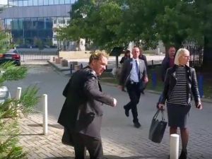 Kosova Dışişleri Bakan Yardımcısına Yumurtalı Saldırı