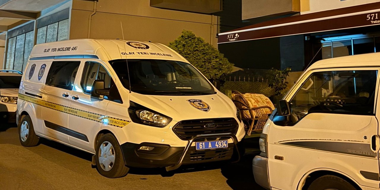 Trabzon'da  tartıştığı eşi ve kızını silahla yaraladı