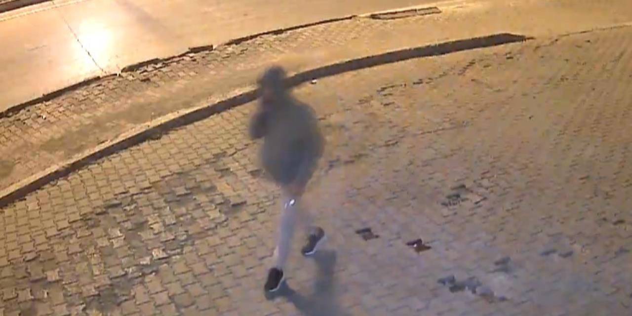 Aynı Markete 3’üncü Saldırı Kamerada: Bu Kez Tabanca İle Ateş Açıldı