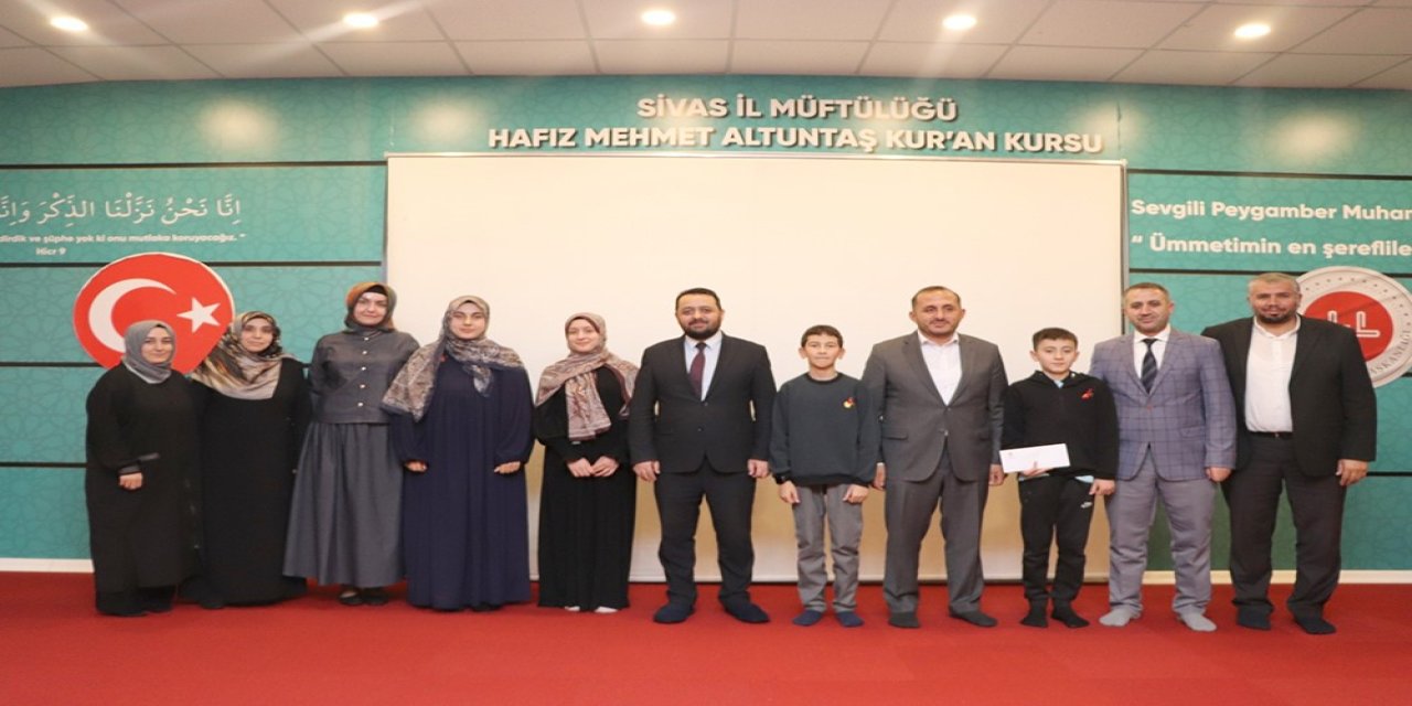 Kur’an bülbülleri ödüllendirildi