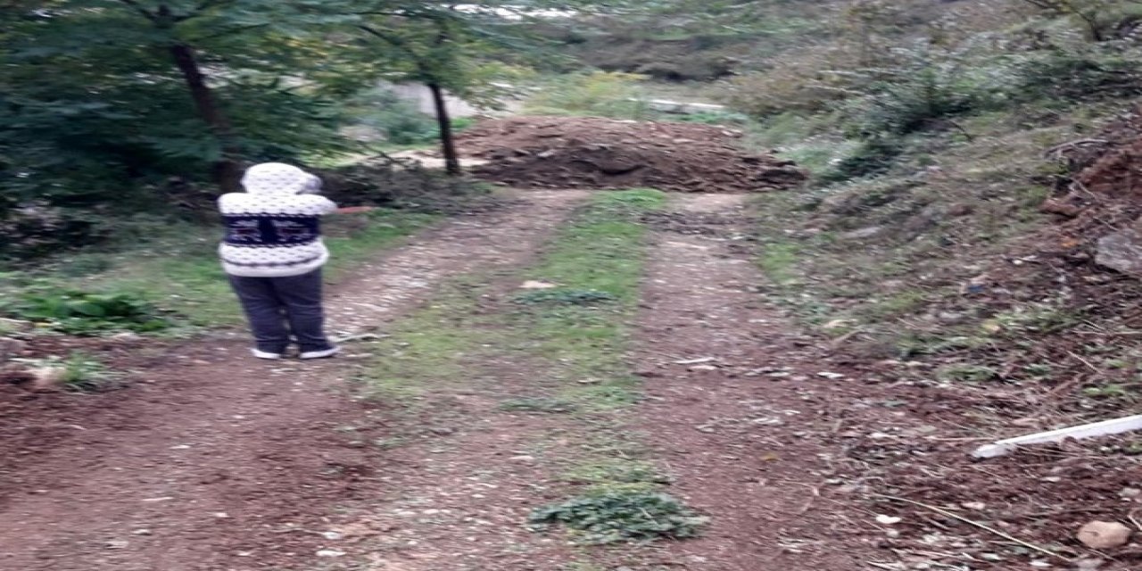 Giresun’da köy yolu arazi sahibi tarafından kapatıldı