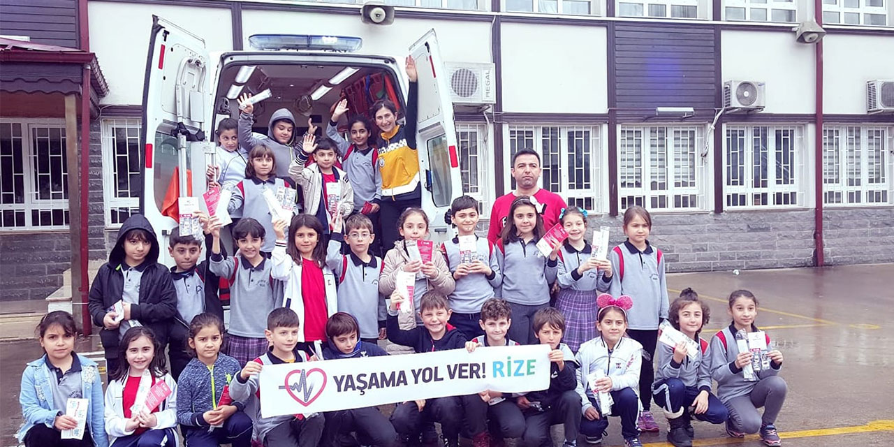 Rize’de Kazada Hayatını Kaybeden Paramedik Nazmiye Demirel, 'Yaşama Yol Ver Rize' Kampanyasında Görev Yapmış