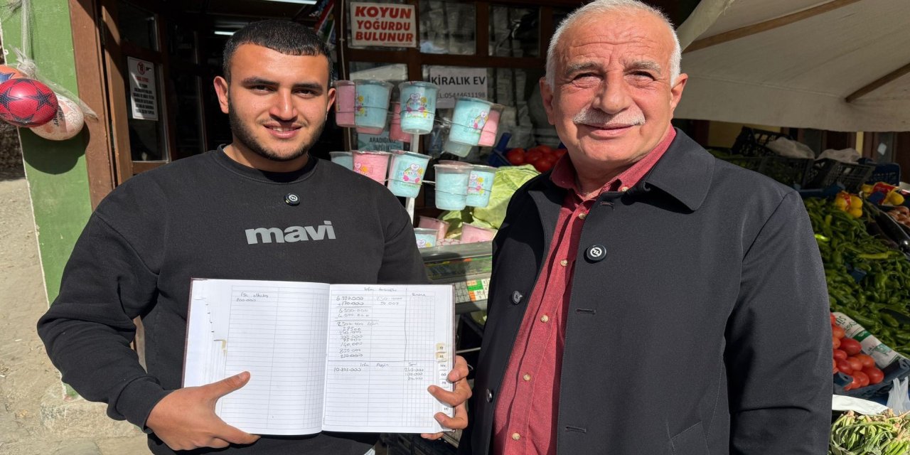 Tokat’ta hayırsever, bakkalın veresiye defterindeki 149 bin TL'lik borcu ödedi