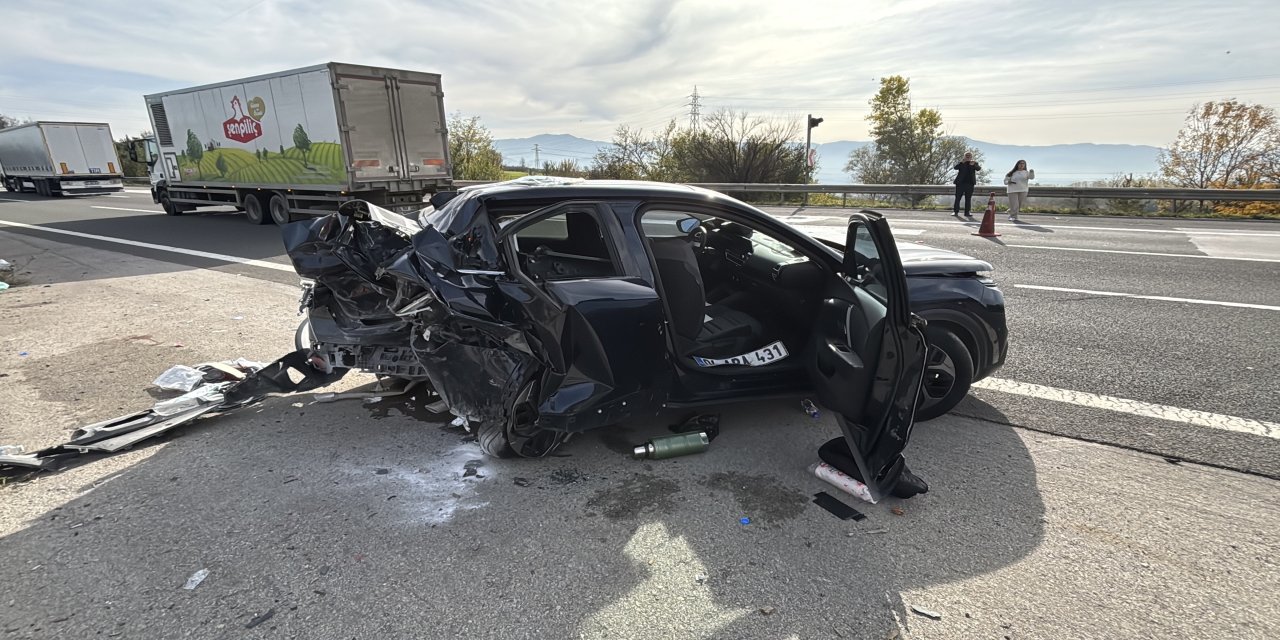 TEM'in Bolu geçişinde feci kaza: 1 ölü, 4 yaralı