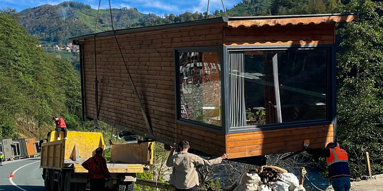 Rize'de Fırtına Vadisi'nde Kaçak Yapıyla Mücadele: 77 Bungalov Yıkıldı