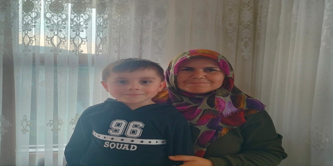 Kastamonu'da kaybolan anne ve oğlu, her yerde aranıyor