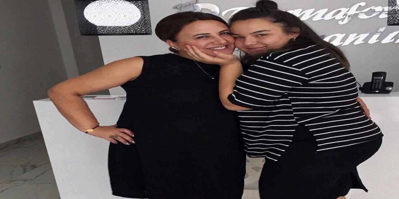 Genç kıza, öldürülen annesini ölümle tehditten 2 yıl 6 ay hapis