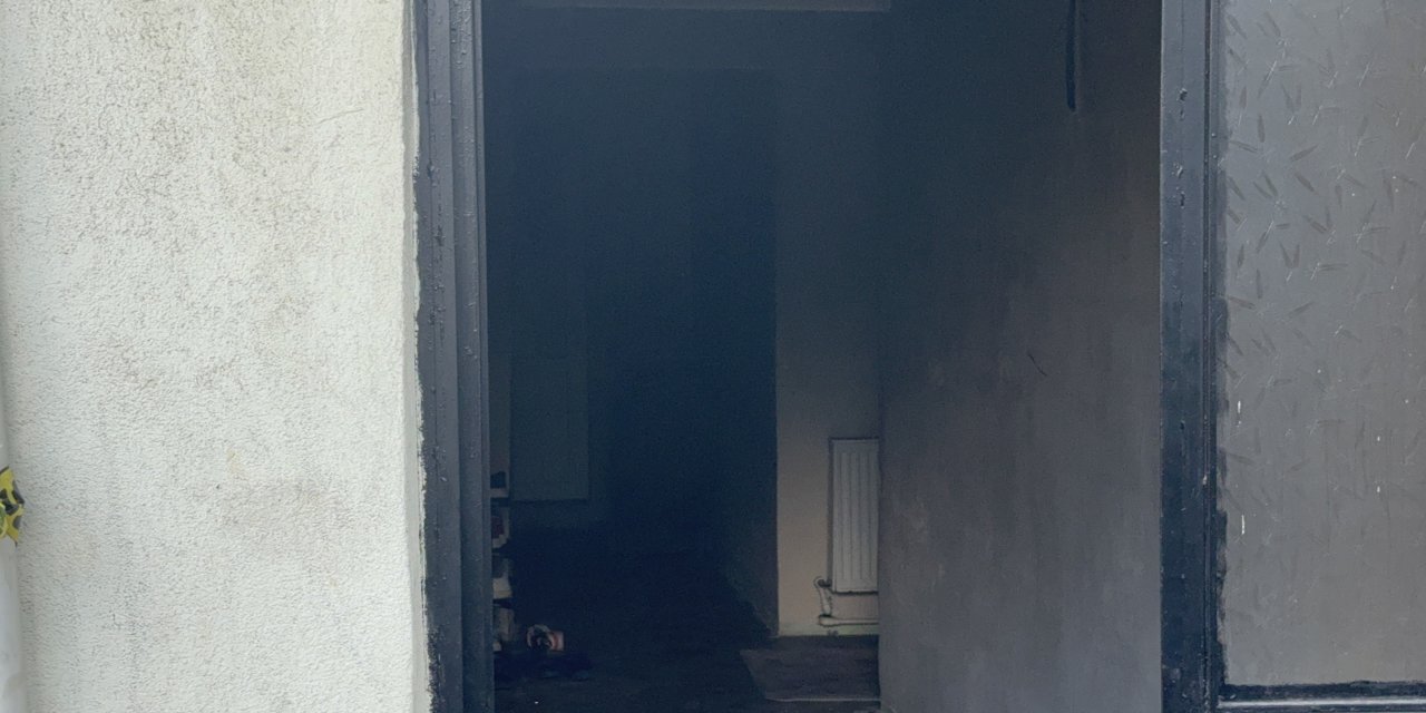 Kocaeli'de evde çıkan yangında 2 yaşındaki çocuk hayatını kaybetti, 4 kişi dumandan etkilendi